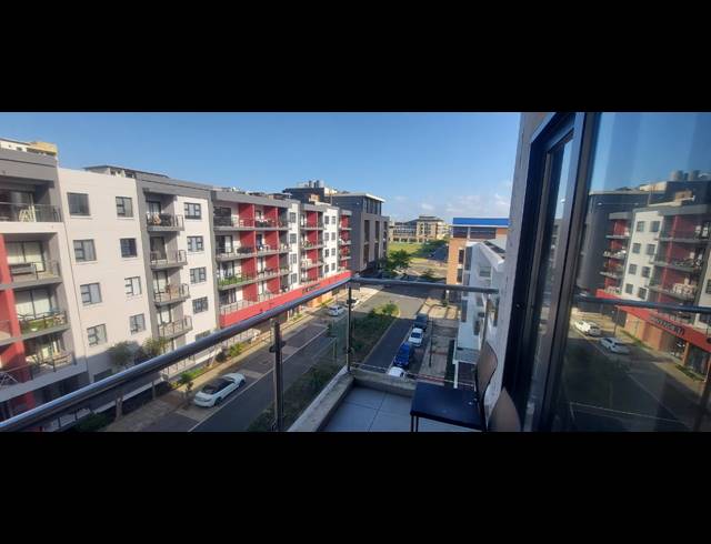1 BEDROOM APARTMENT FOR SALE IN UMHLANGA RIDGE